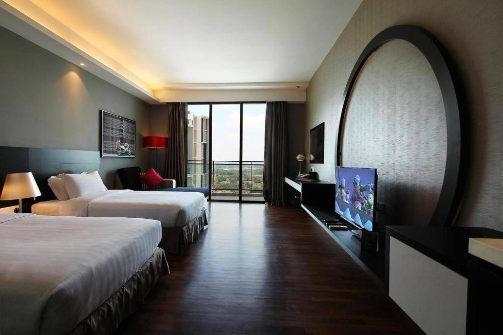 Shore Studio Rivercity View Малакка Экстерьер фото